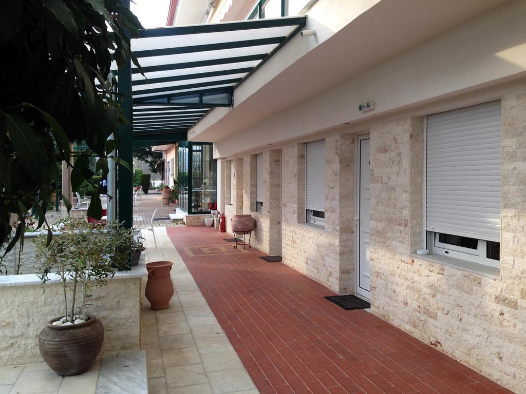 Hotel Galaxy Krepeni المظهر الخارجي الصورة