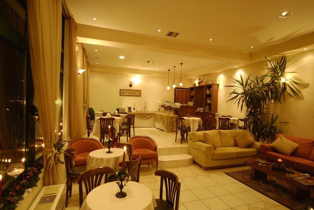 Hotel Galaxy Krepeni المظهر الخارجي الصورة