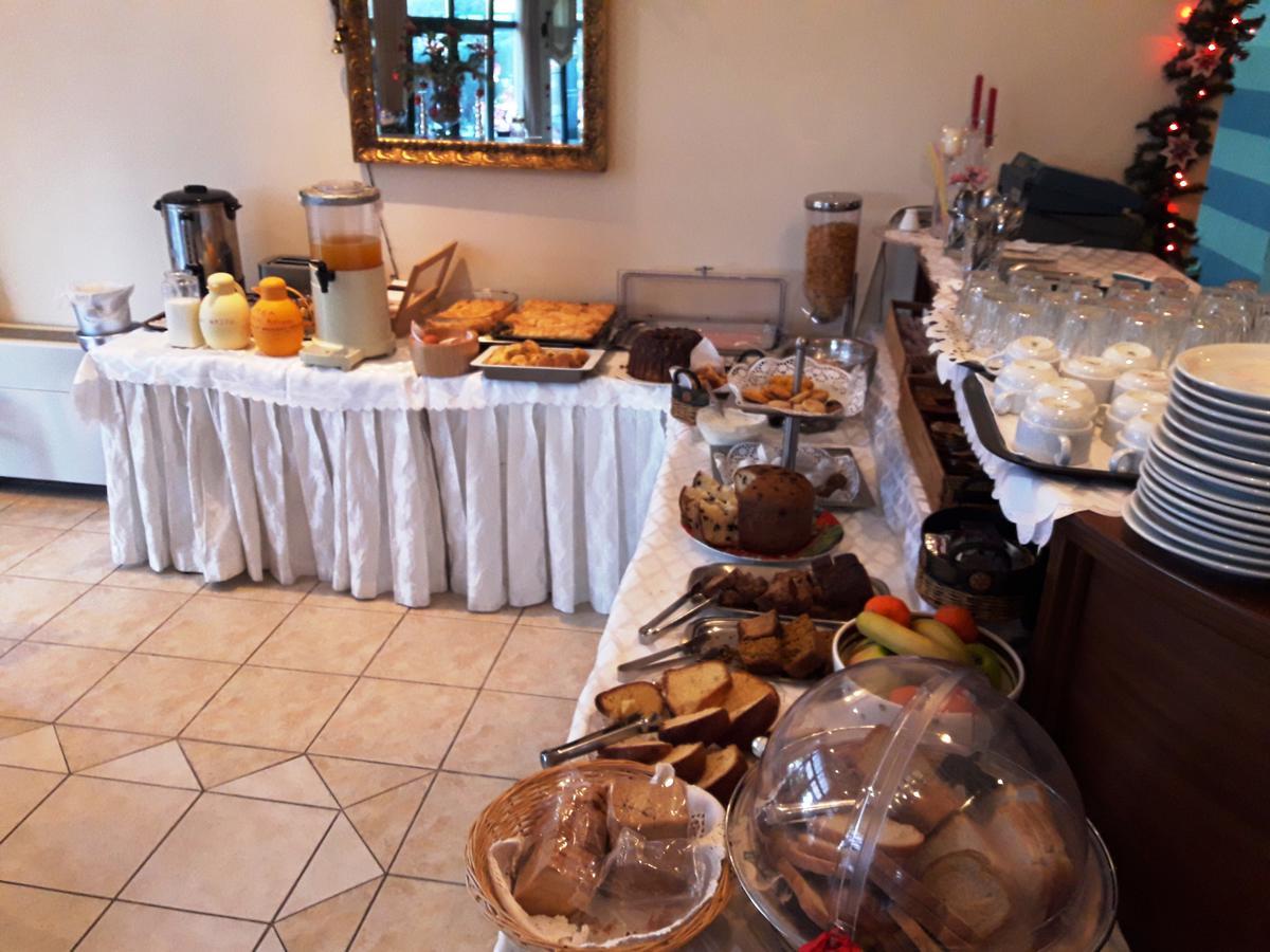 Hotel Galaxy Krepeni المظهر الخارجي الصورة